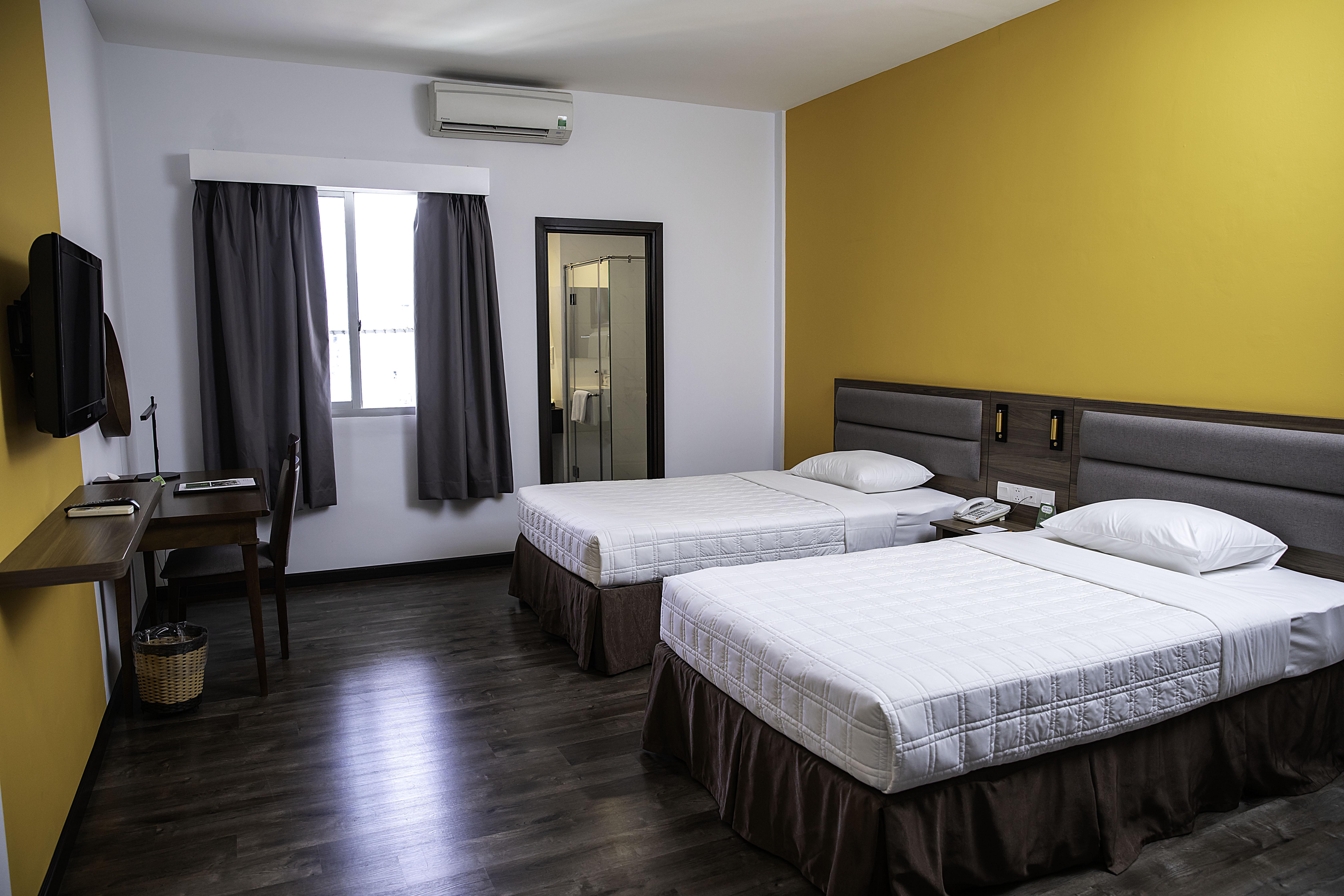 Liberty Sài Gòn Parkview Khách sạn 3*
